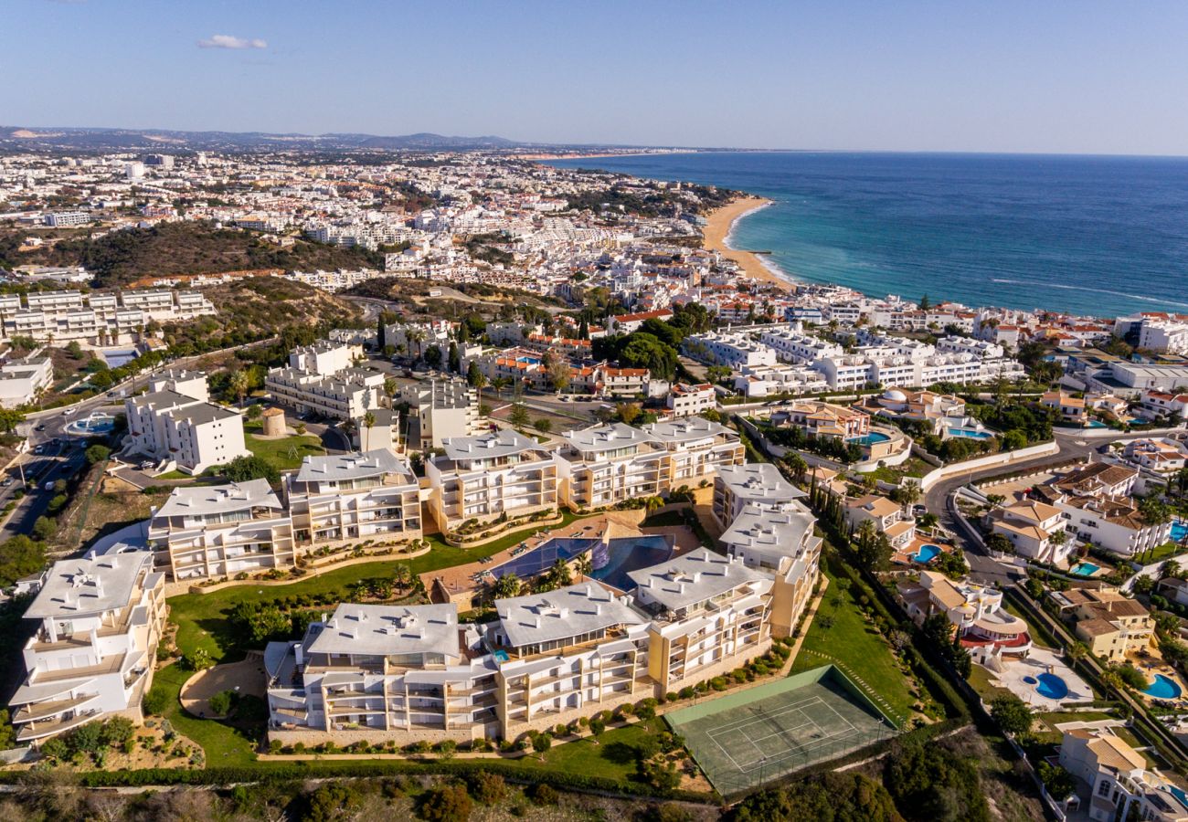 Appartement in Albufeira - #004 Encosta Apartment | Pool & Relax Area