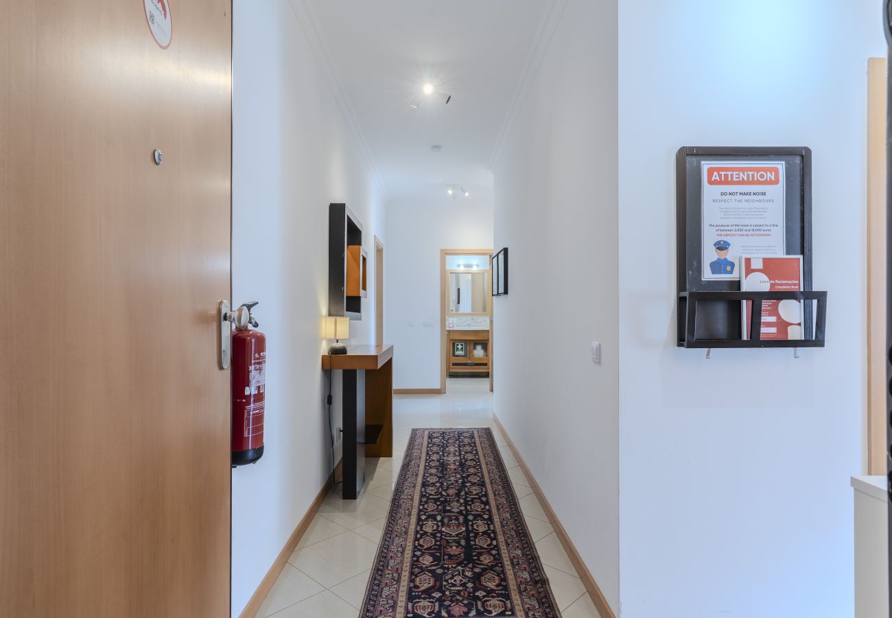 Appartement in Albufeira - #004 Encosta Apartment | Pool & Relax Area