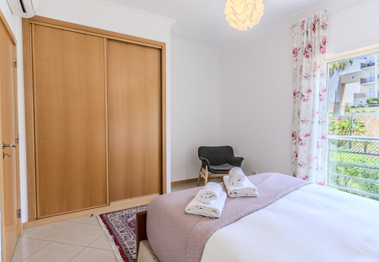 Appartement in Albufeira - #004 Encosta Apartment | Pool & Relax Area