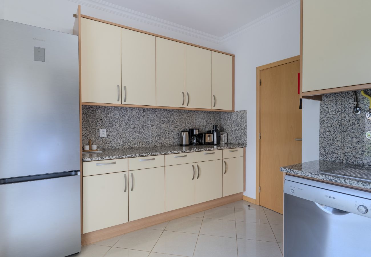Appartement in Albufeira - #004 Encosta Apartment | Pool & Relax Area