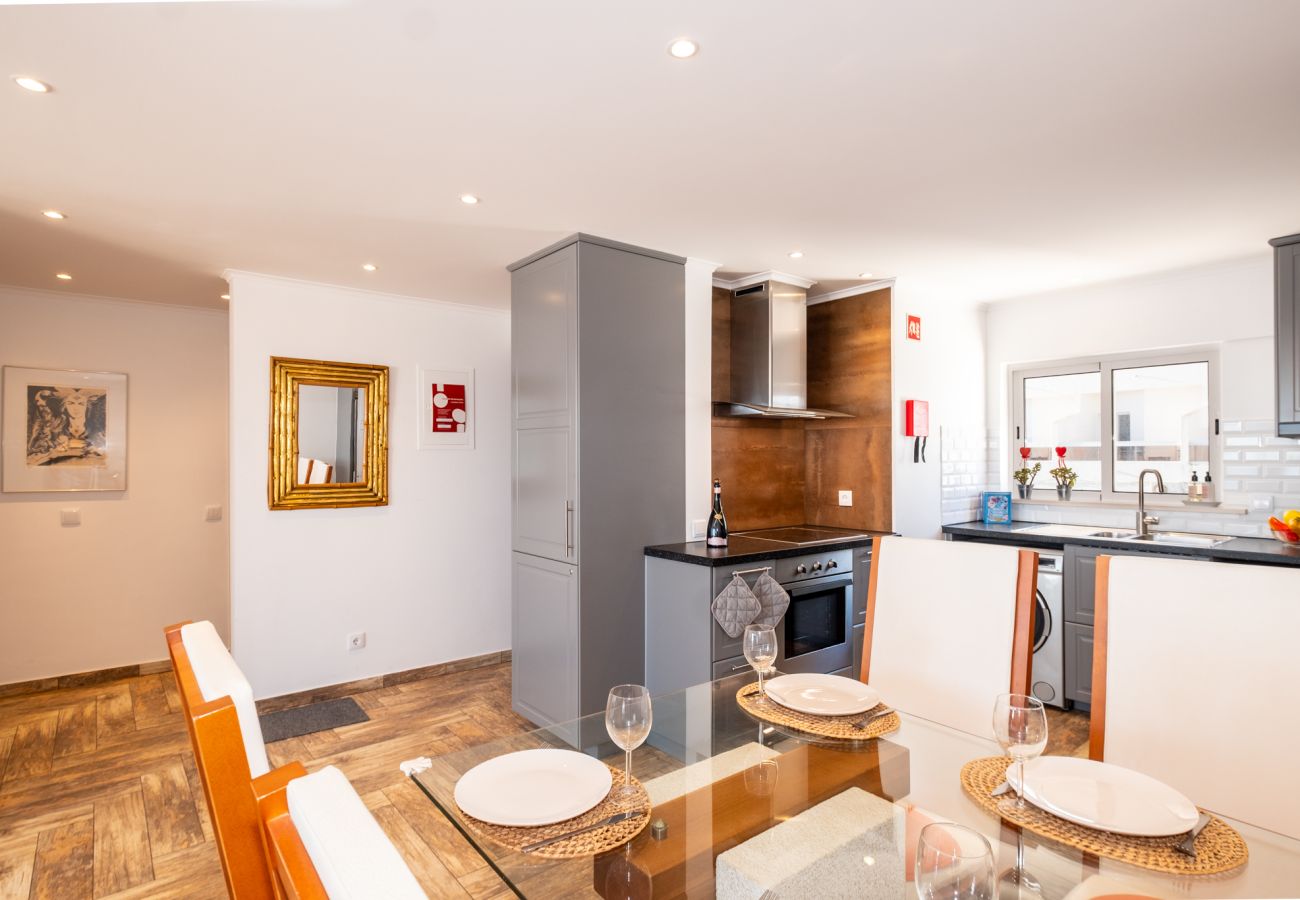 Appartement in Albufeira - #017 T2 2BR Rossio Apartment | Central