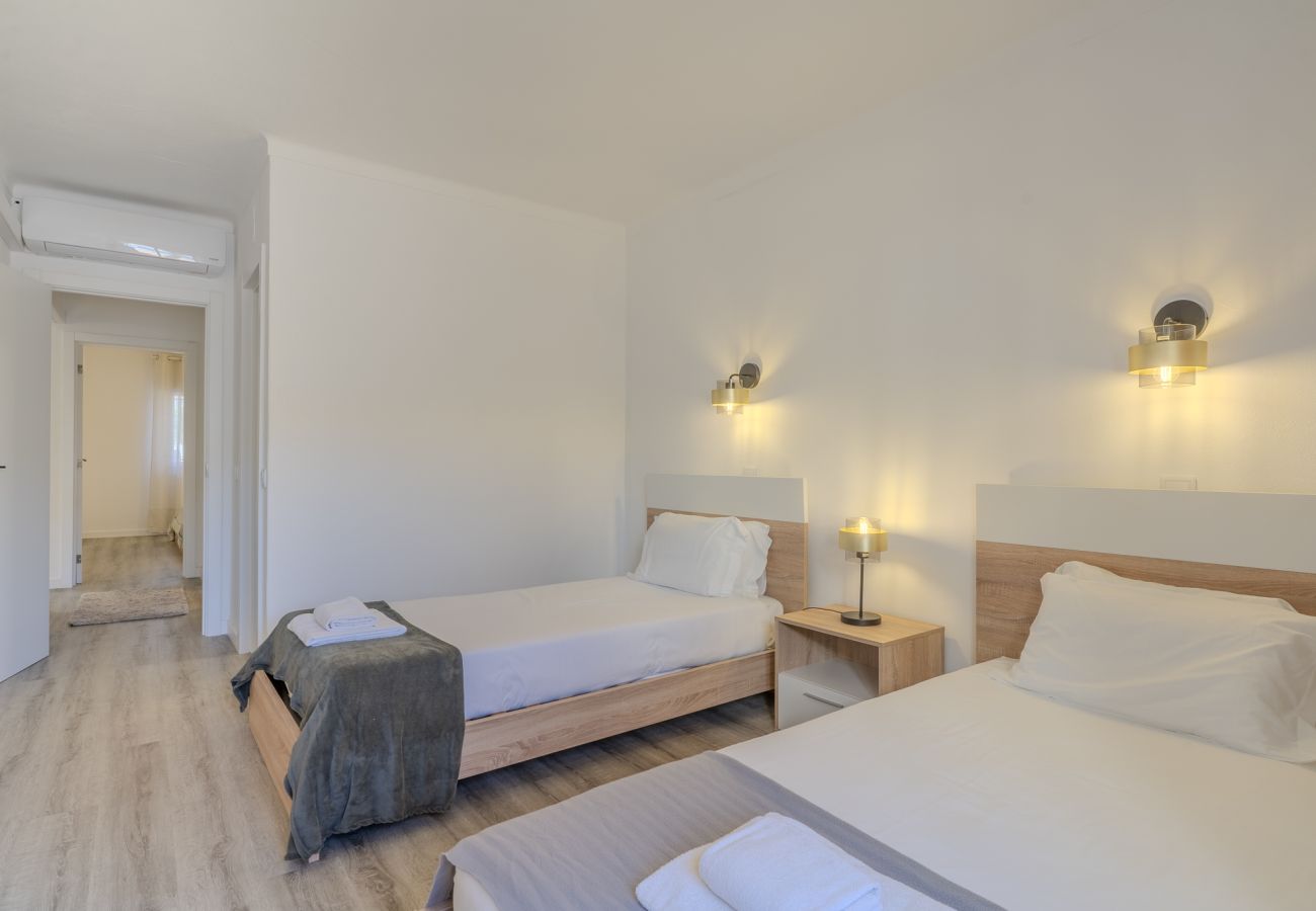 Appartement in Albufeira - #022 2BR Velamar | Pool & Sunny Terrace