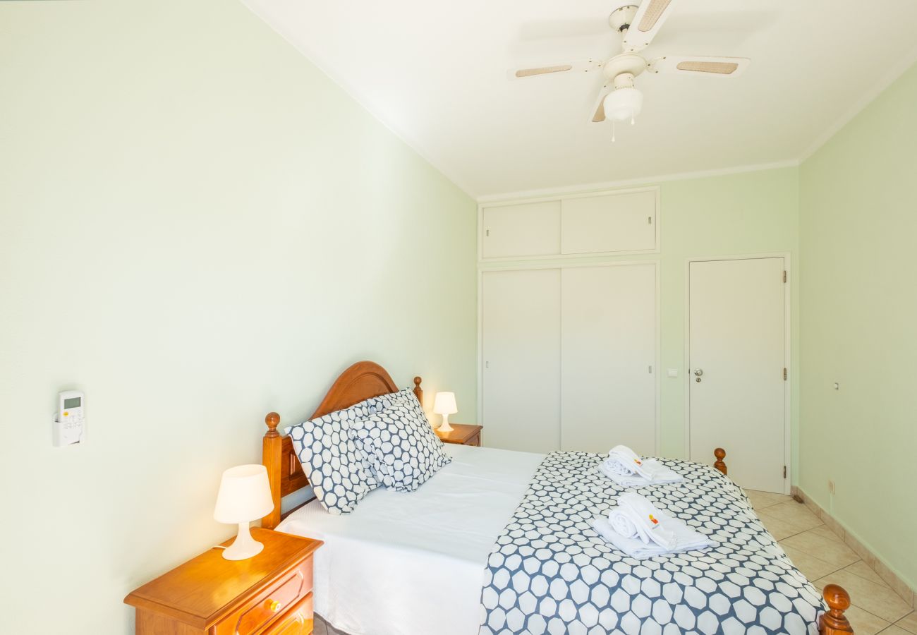 Appartement in Albufeira - #043 Apartamento Hassan by Home Holidays