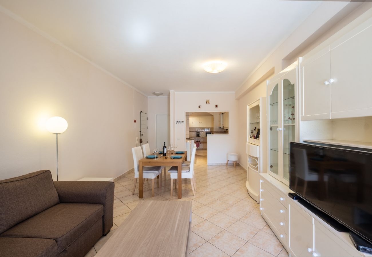 Appartement in Albufeira - #043 Apartamento Hassan by Home Holidays