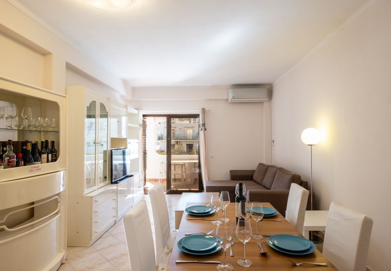 Appartement in Albufeira - #043 Apartamento Hassan by Home Holidays
