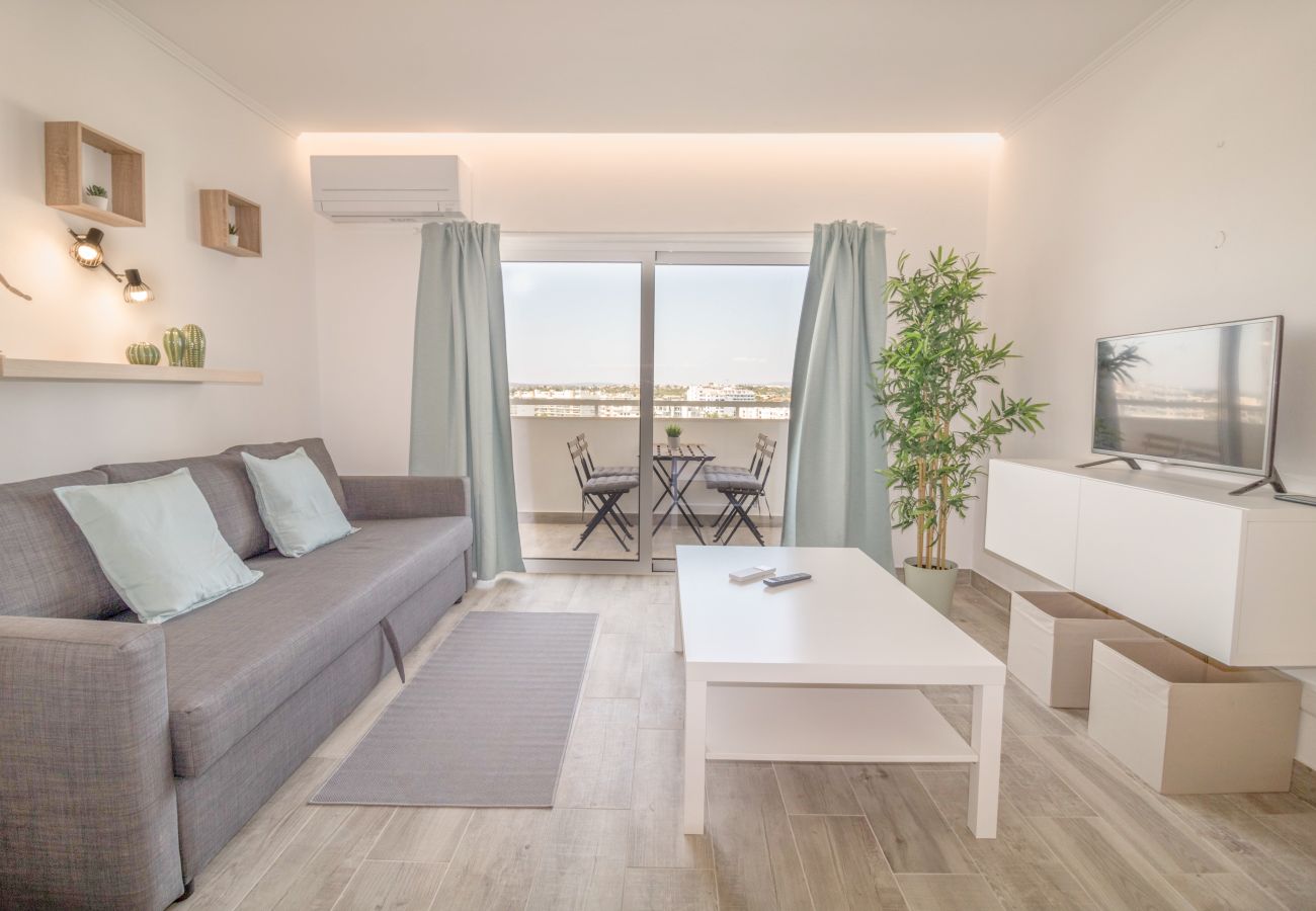 Appartement in Albufeira - #048 Sunrise Apartment | Pool & Bright Space