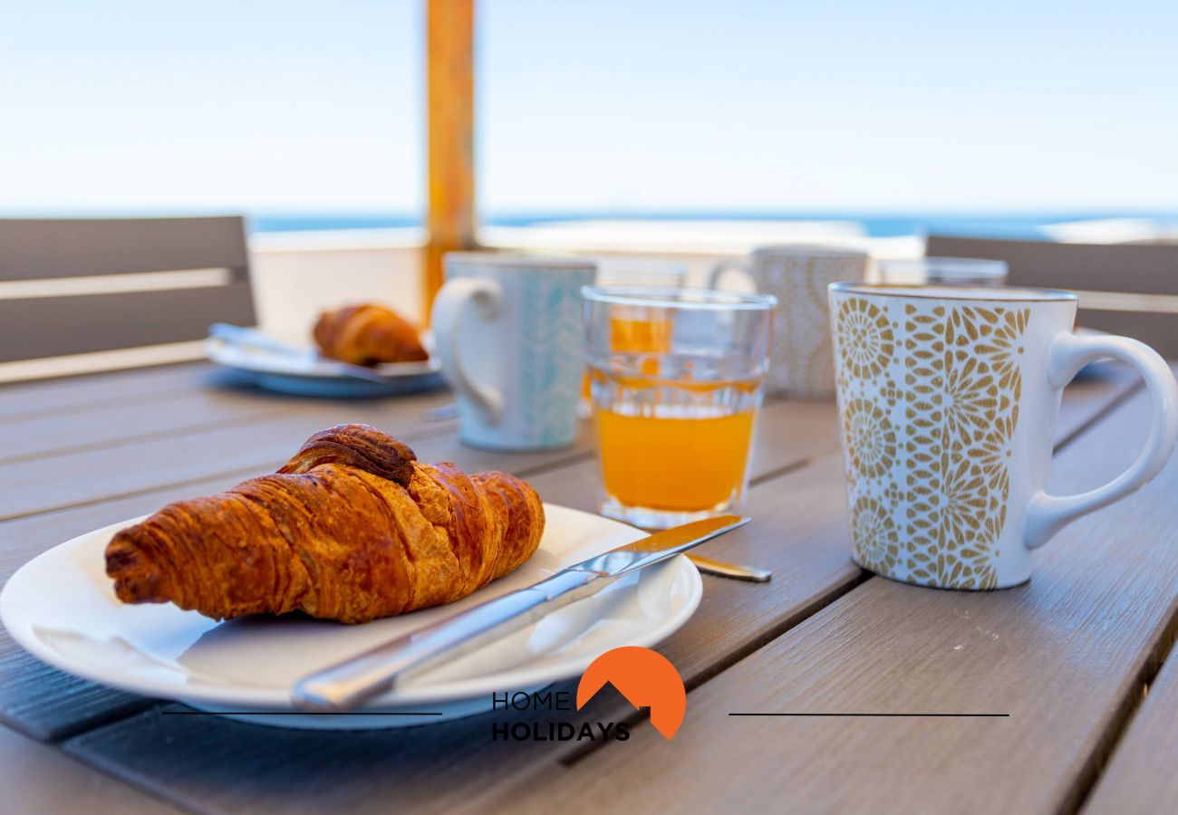 Huis in Albufeira - #086 Fish House | Unique Coastal Stay