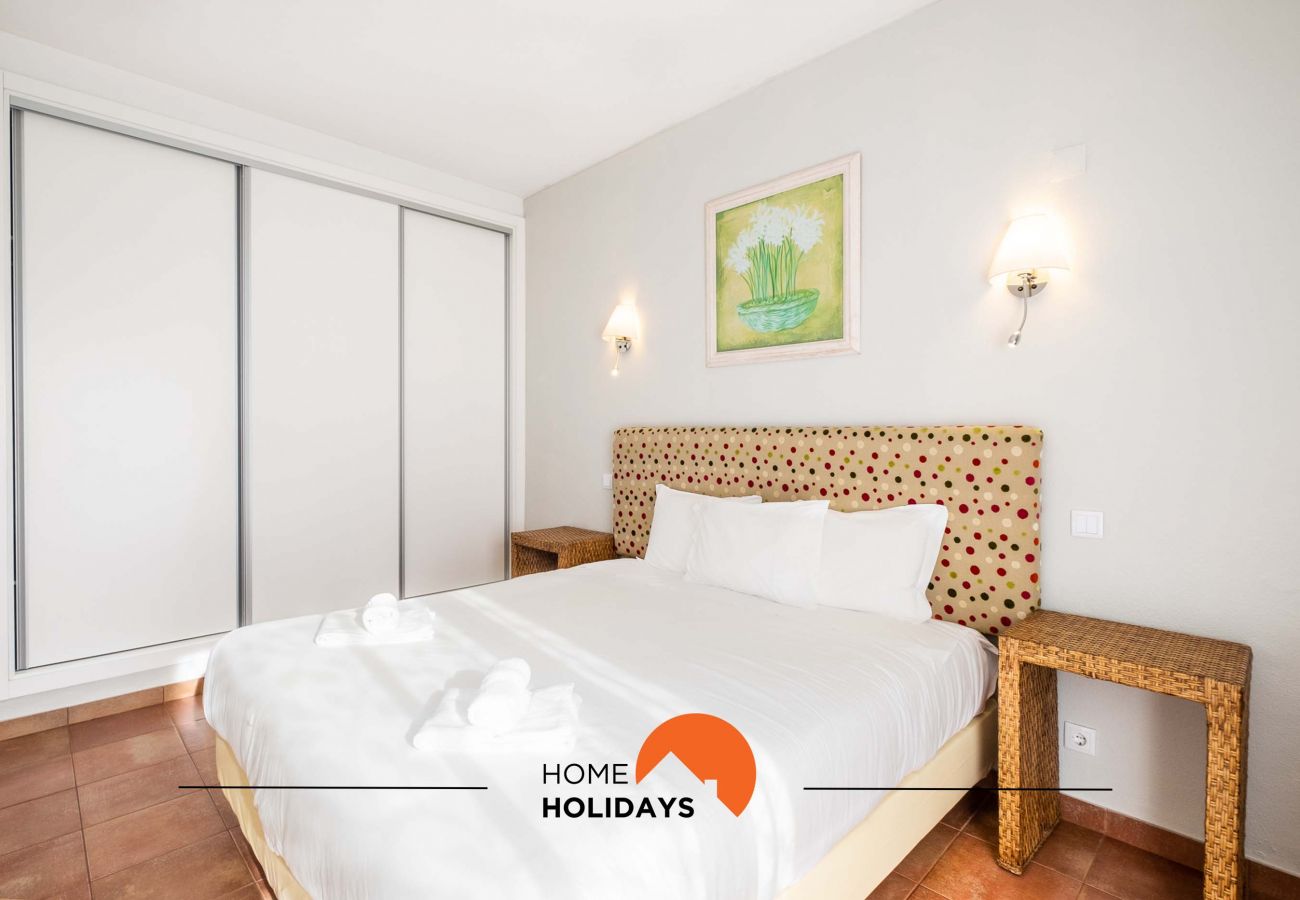 Appartement in Albufeira - #099 1BR Caliços | Quiet & Local