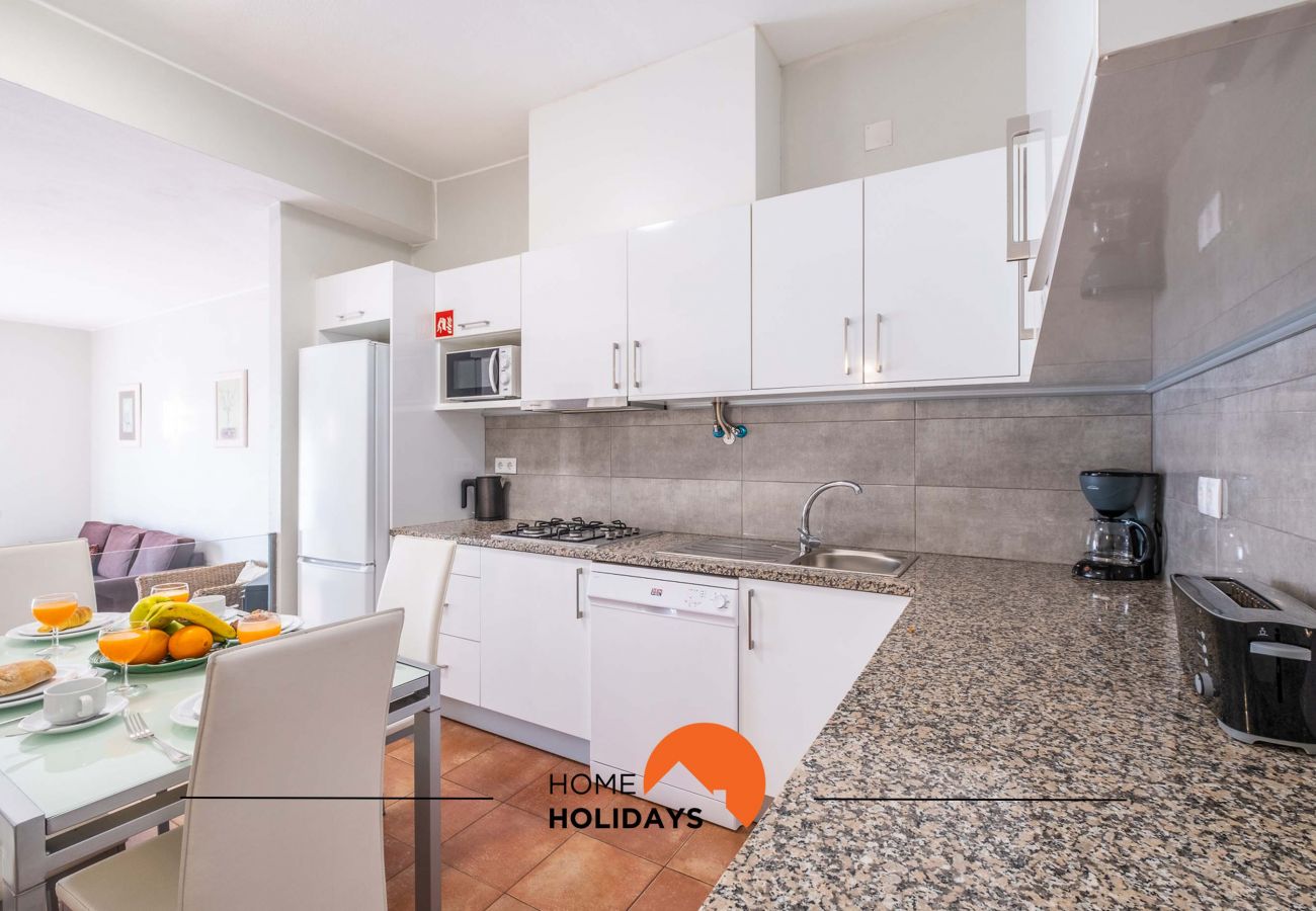 Appartement in Albufeira - #099 1BR Caliços | Quiet & Local