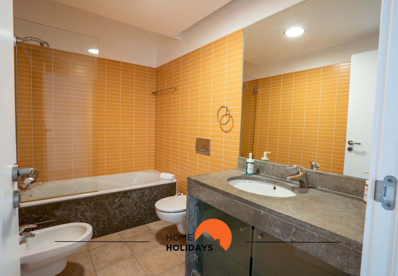 Rijhuis in Albufeira - #111 Ocean View House | Family Stay