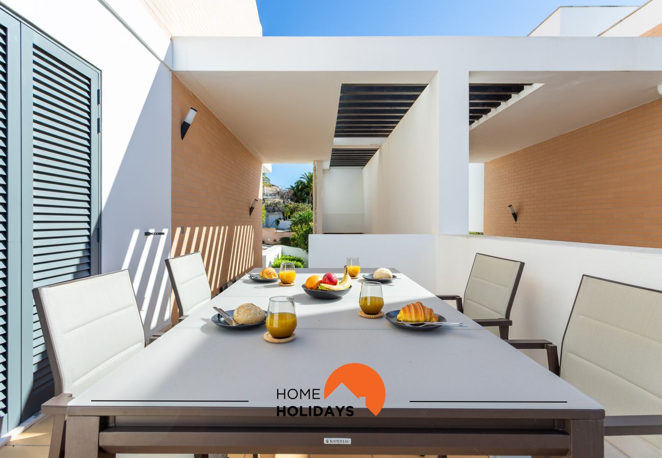 Rijhuis in Albufeira - #111 Ocean View House | Family Stay
