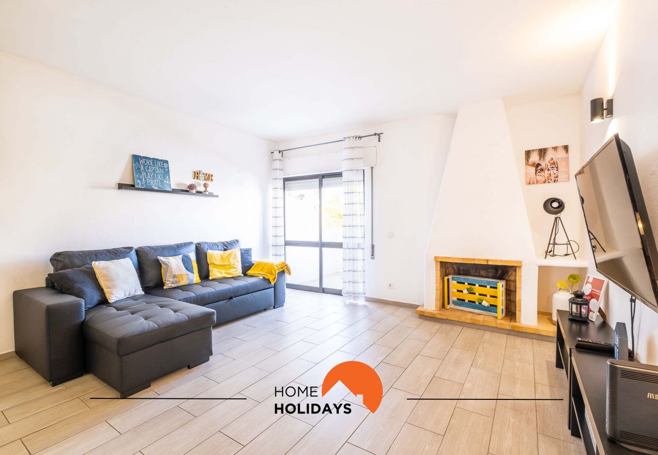 Appartement in Albufeira - #112 Oura Apartment | Pool & Nightlife