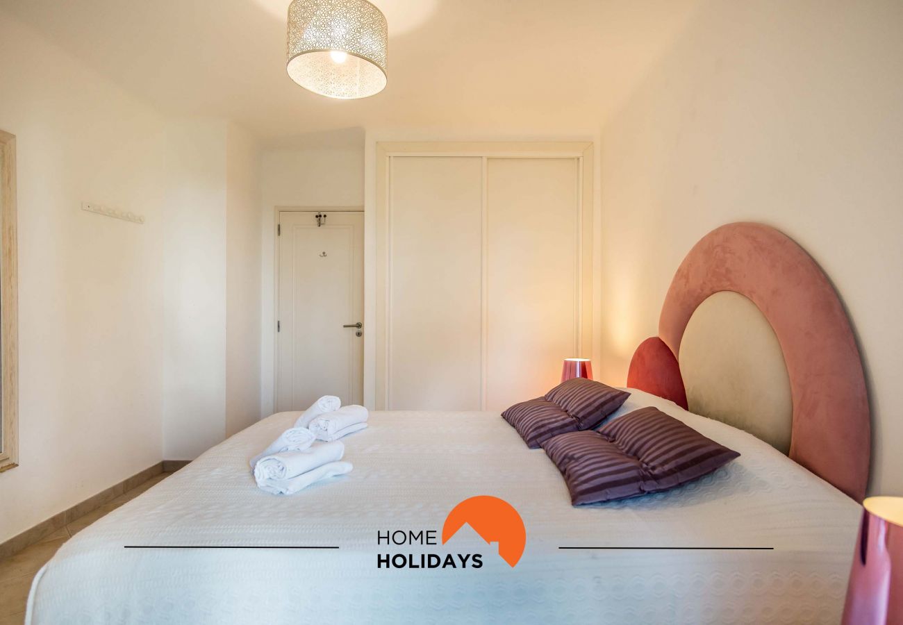 Appartement in Albufeira - #120 T3 Espaçoso em Albufeira by Home Holidays