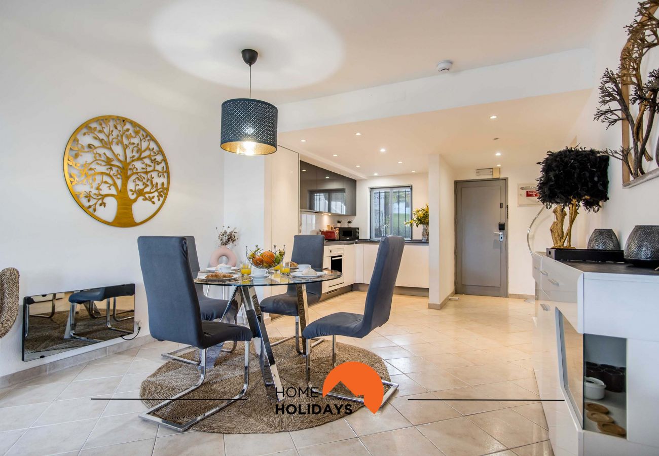 Appartement in Albufeira - #120 T3 Espaçoso em Albufeira by Home Holidays