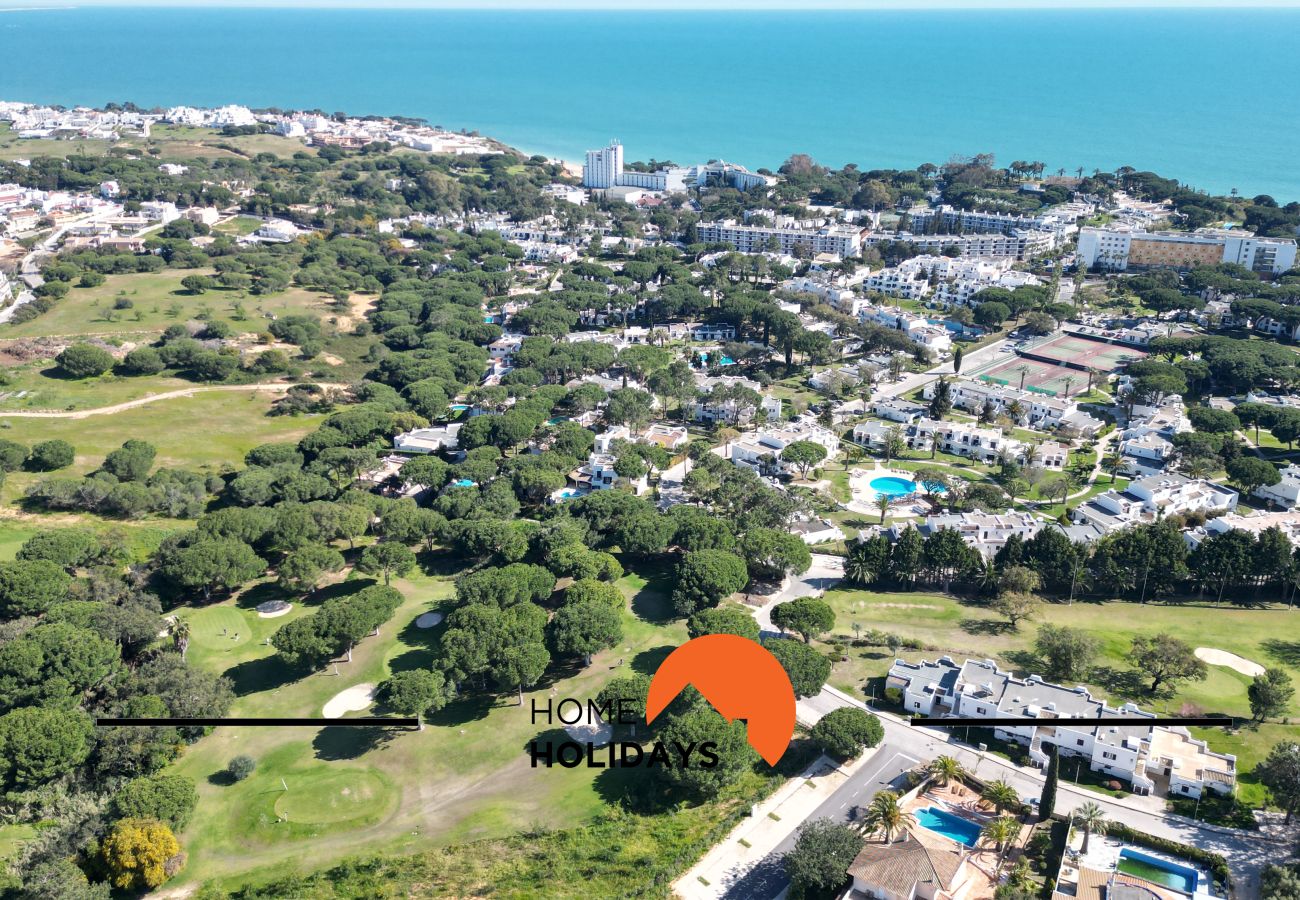 Appartement in Albufeira - #120 T3 Espaçoso em Albufeira by Home Holidays