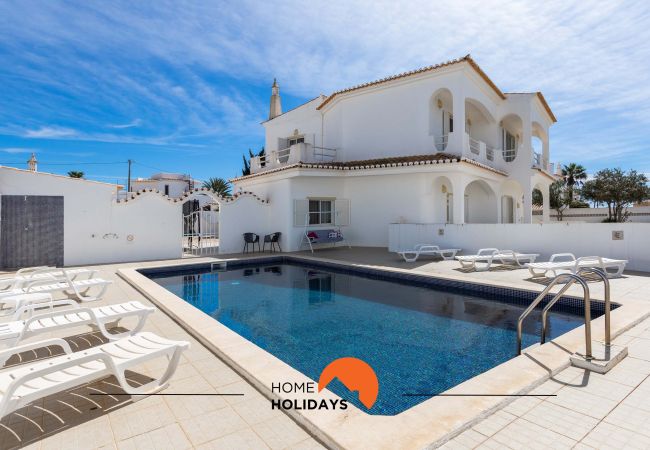 Rijhuis in Albufeira - #133 Villa w/ Pool | Quiet Area