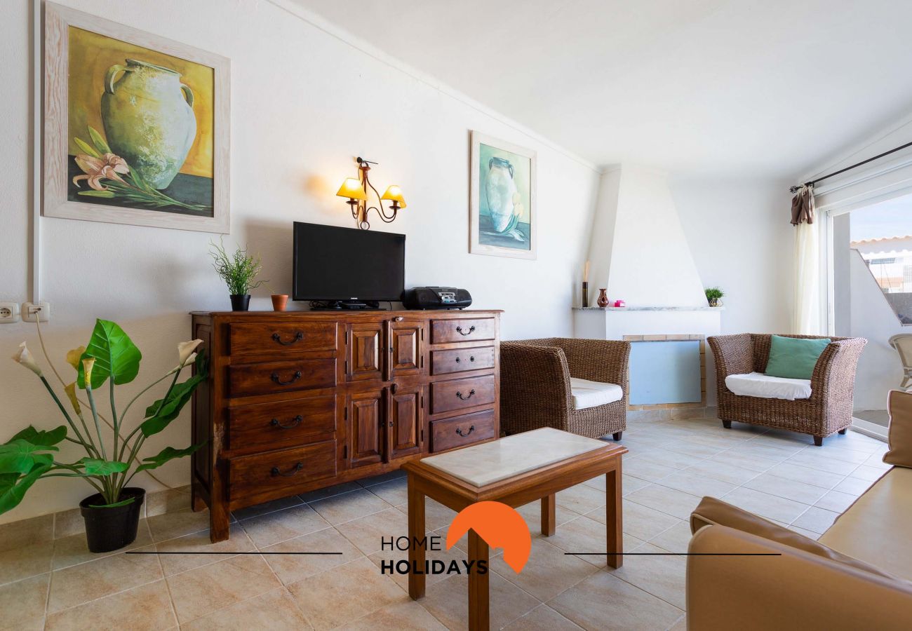 Rijhuis in Albufeira - #134 Villa w/ Pool | Family Friendly