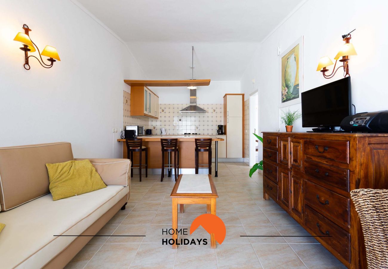 Rijhuis in Albufeira - #134 Villa w/ Pool | Family Friendly