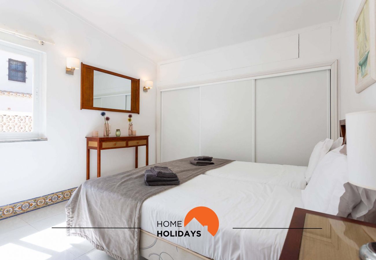 Rijhuis in Albufeira - #134 Villa w/ Pool | Family Friendly