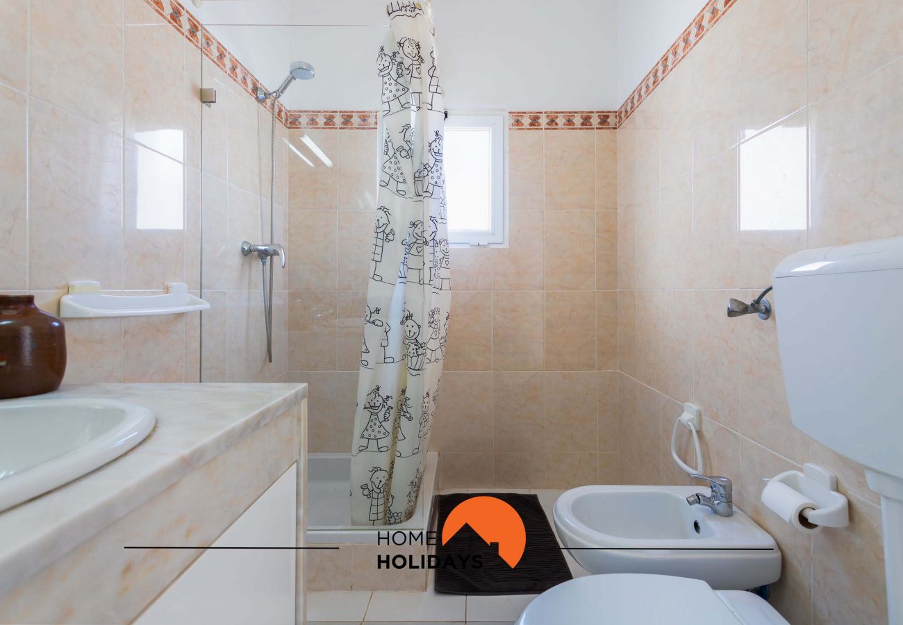 Rijhuis in Albufeira - #134 Villa w/ Pool | Family Friendly