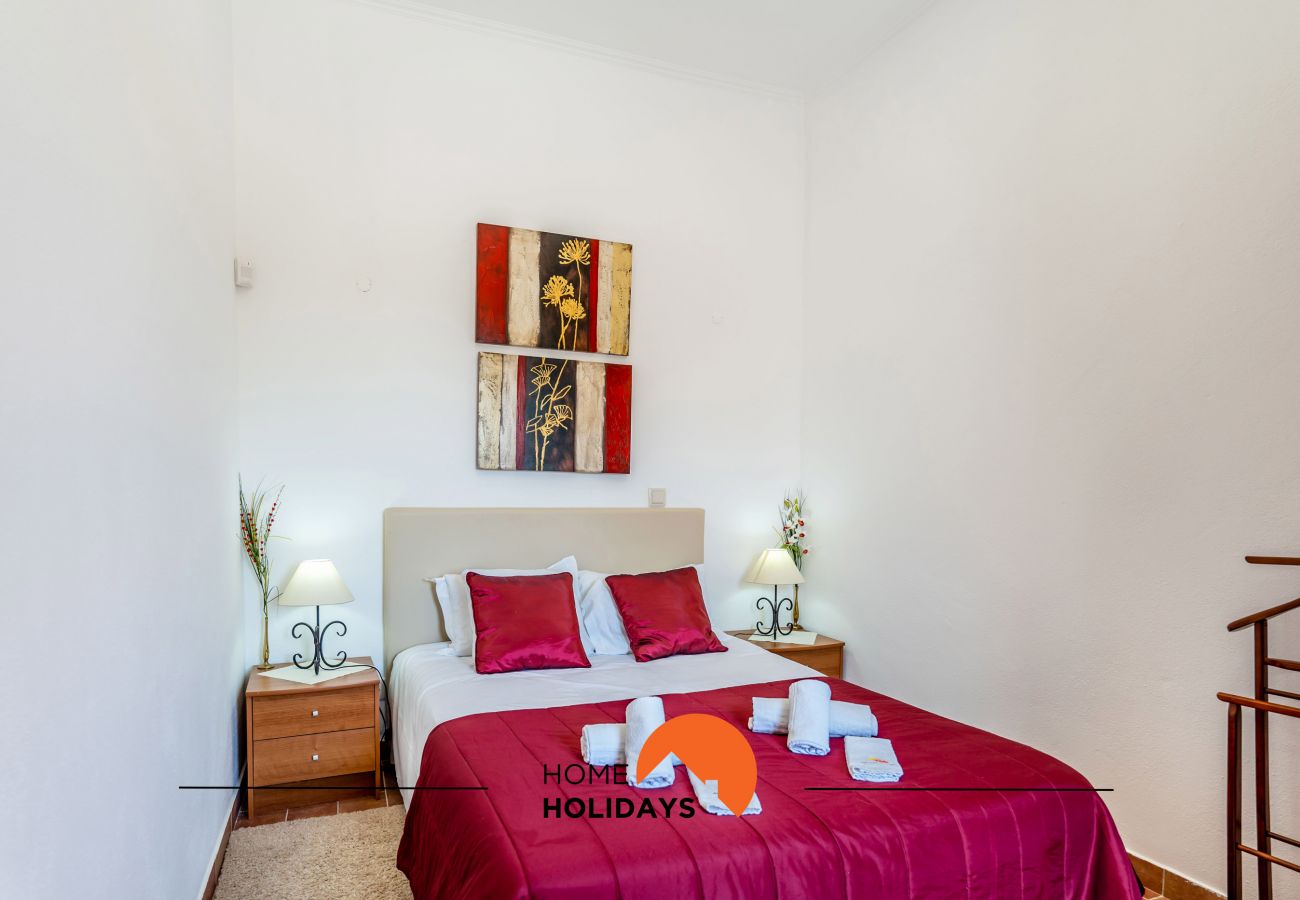 Vakantieboerderijen in Paderne - #161 Cozy 1BR House | Authentic Stay