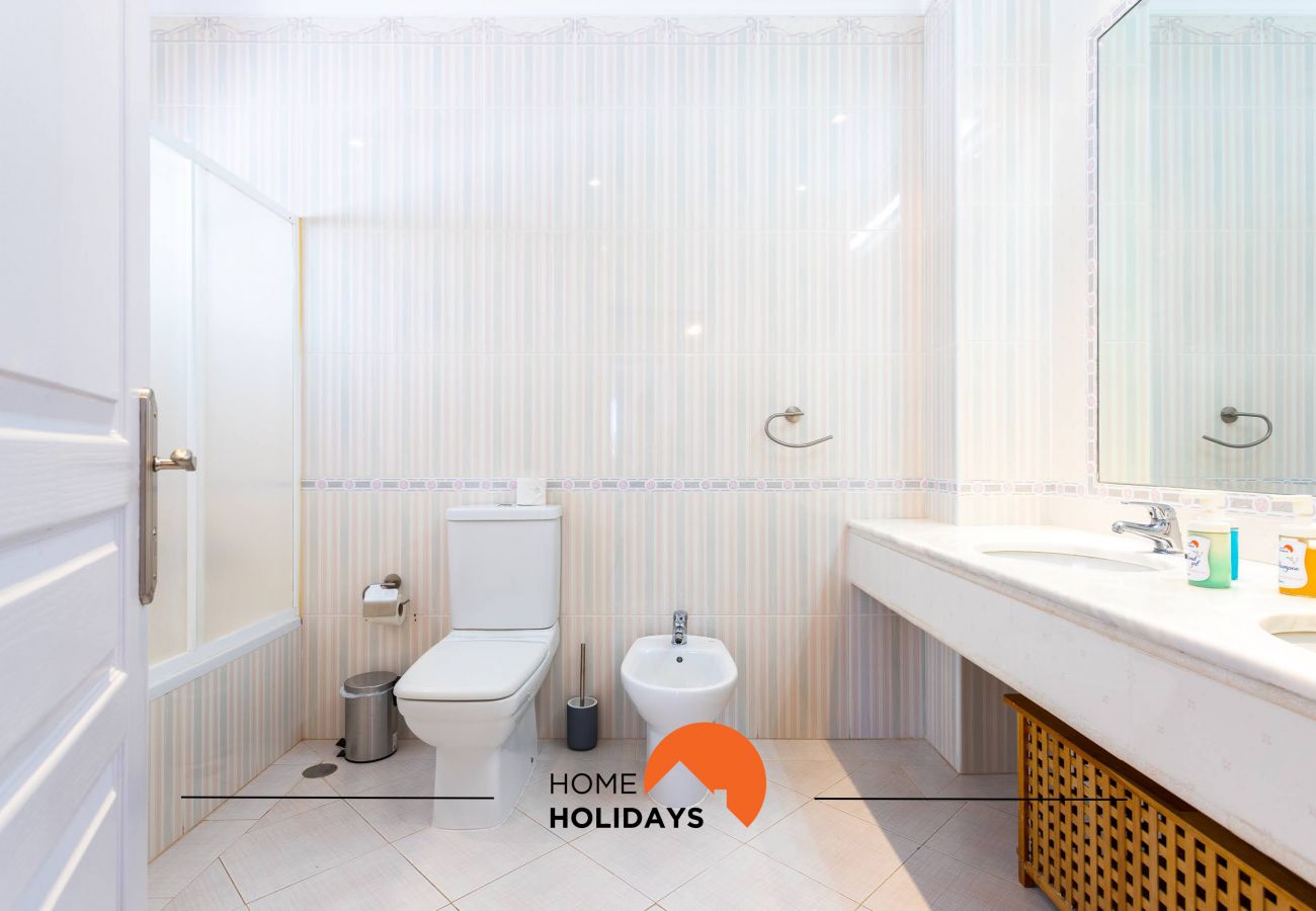 Huis in Albufeira - #185 V3 Laranjeiras by Home Holidays