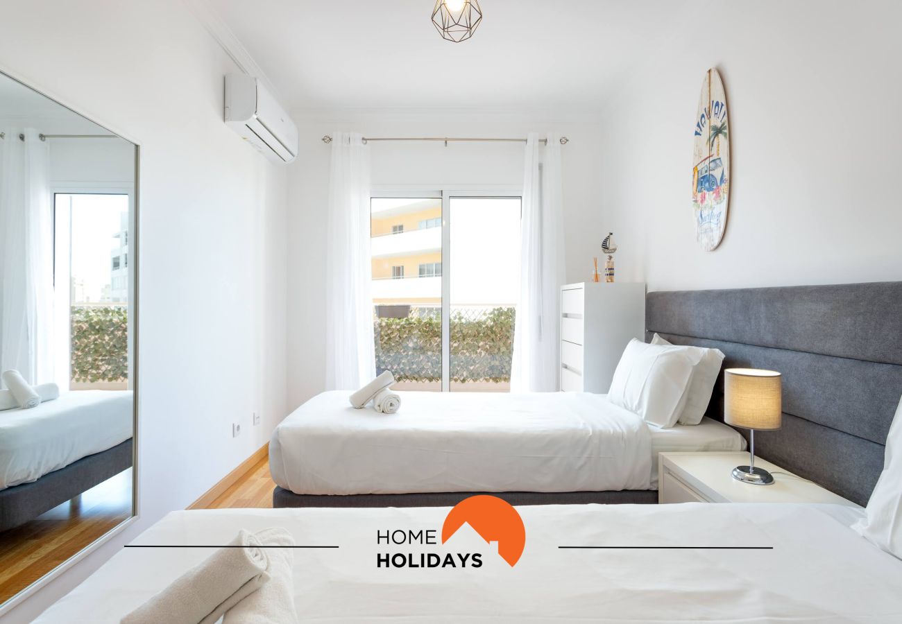 Appartement in Portimão - #209 Modern Apartment | Bright & Stylish