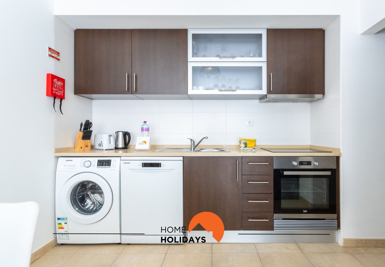Appartement in Portimão - #209 Modern Apartment | Bright & Stylish