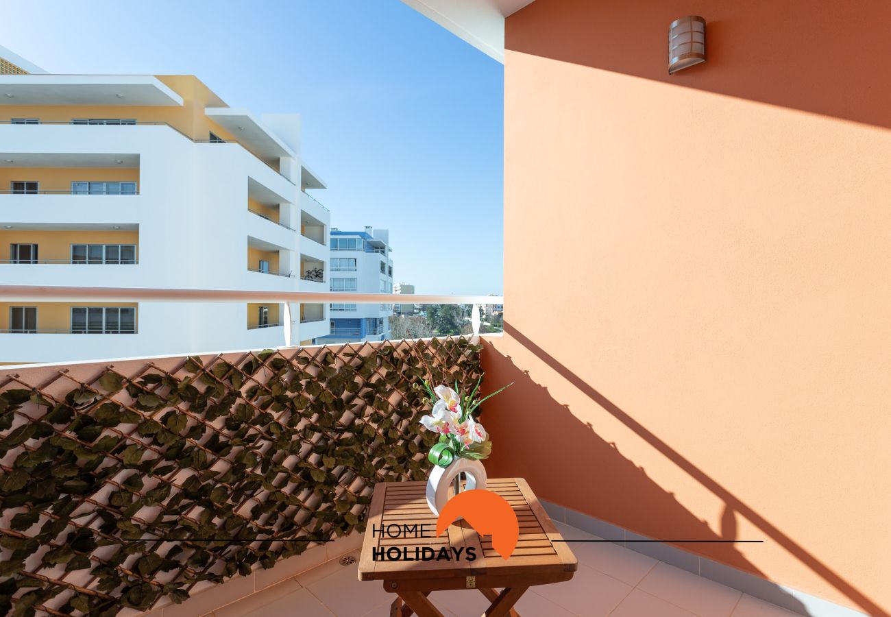 Appartement in Portimão - #209 Modern Apartment | Bright & Stylish