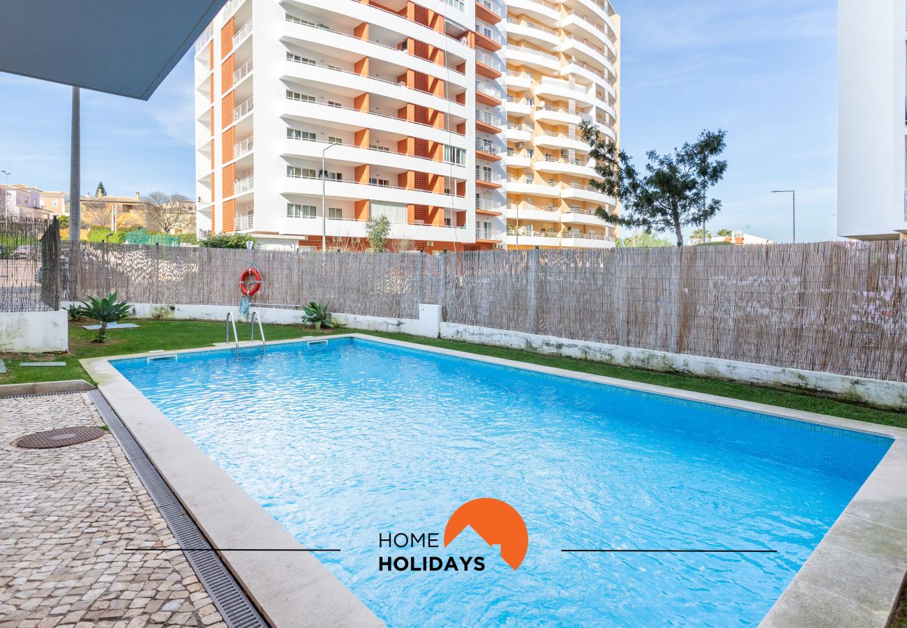 Appartement in Portimão - #209 Modern Apartment | Bright & Stylish