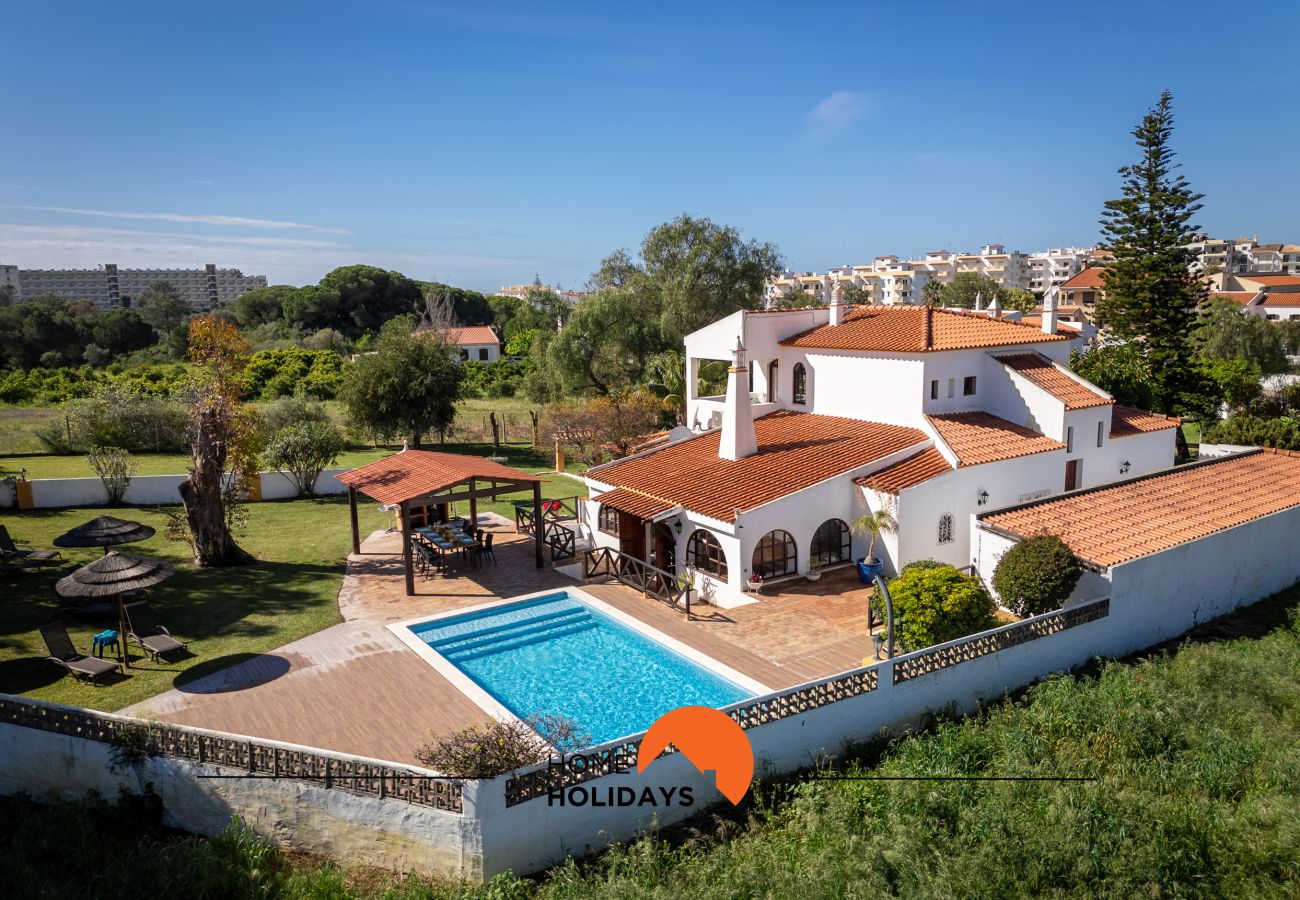 Villa in Albufeira - #213 Villa Roja | Cozy & Quiet