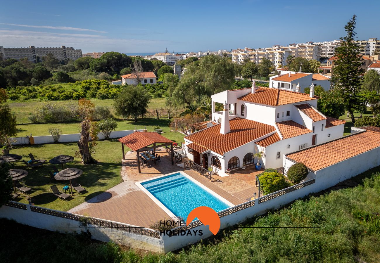 Villa in Albufeira - #213 Villa Roja | Cozy & Quiet