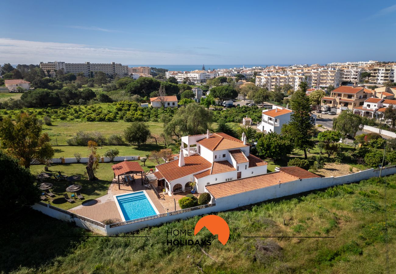 Villa in Albufeira - #213 Villa Roja | Cozy & Quiet