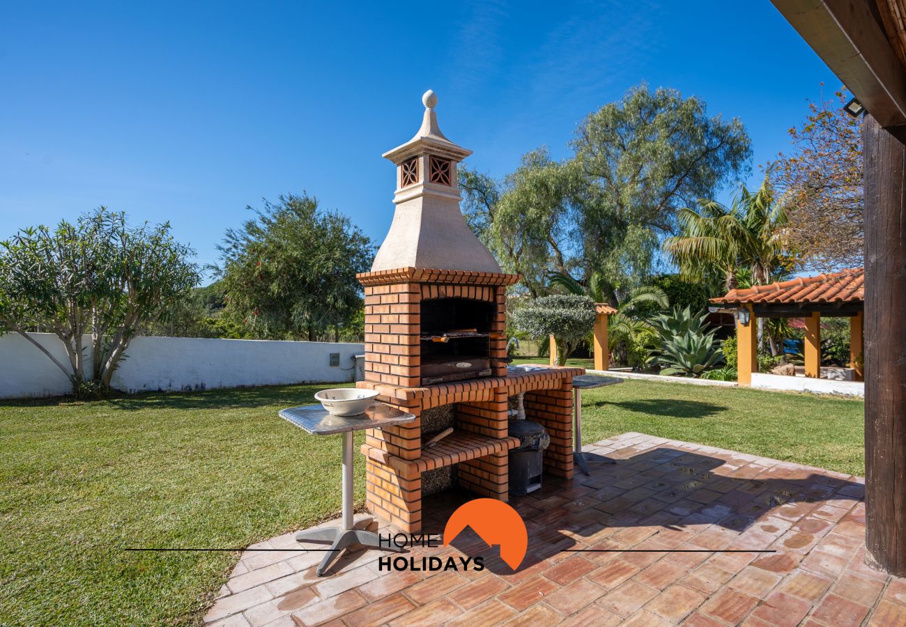 Villa in Albufeira - #213 Villa Roja | Cozy & Quiet
