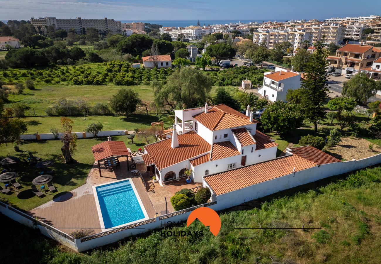 Villa in Albufeira - #213 Villa Roja | Cozy & Quiet