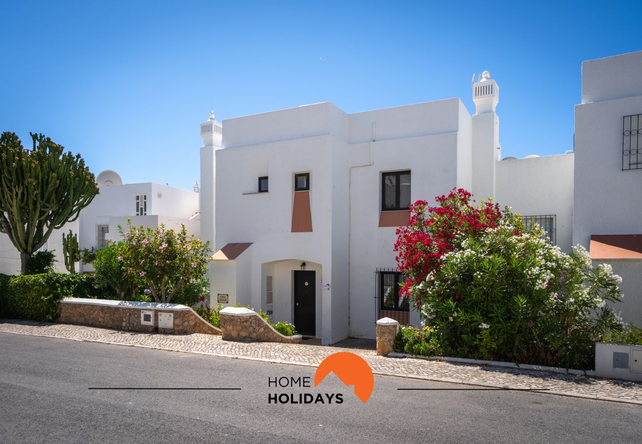 Villa in Albufeira - #232 Villa Girasol | Family Stay w Pool & Garden
