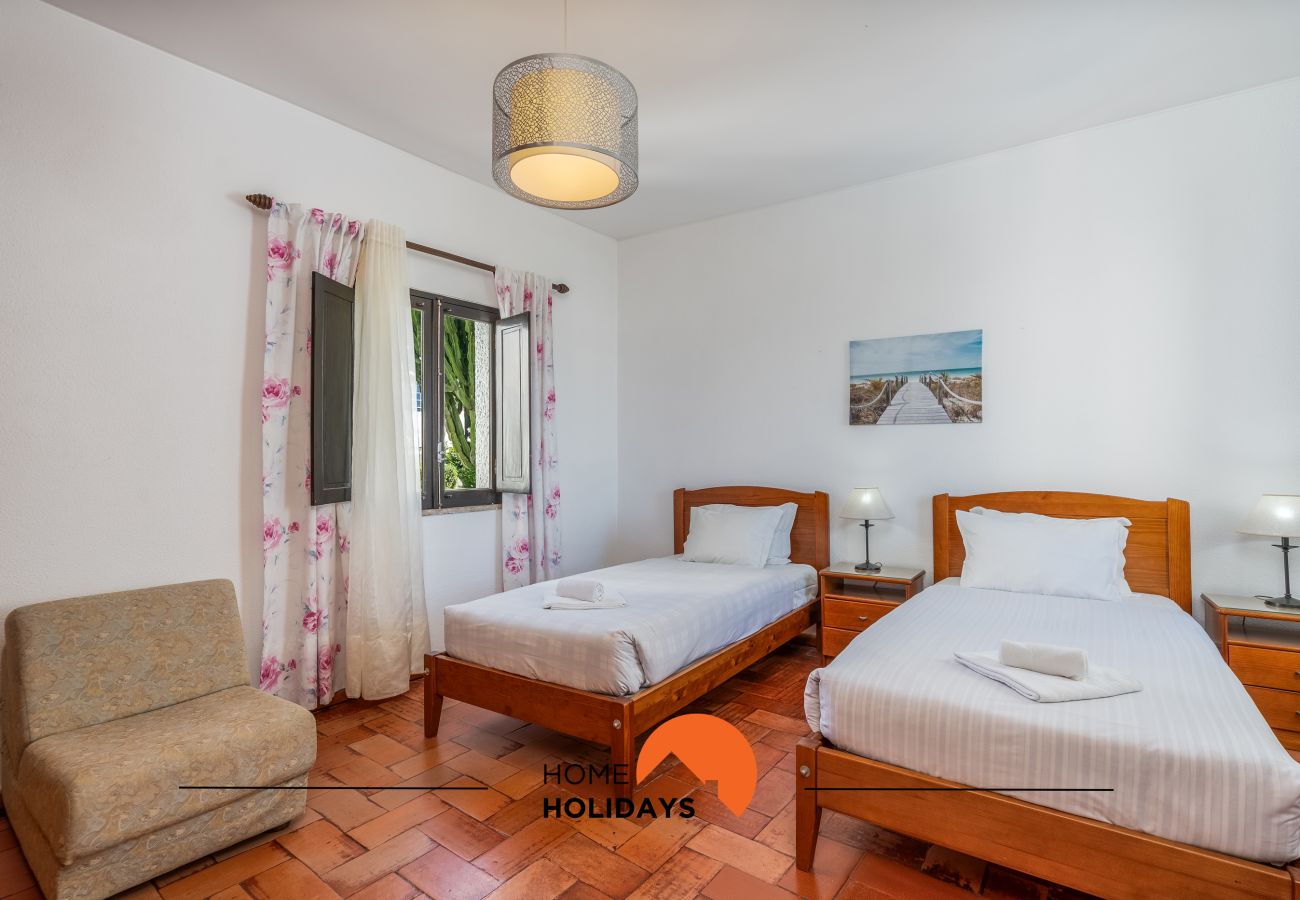 Villa in Albufeira - #232 Villa Girasol | Family Stay w Pool & Garden