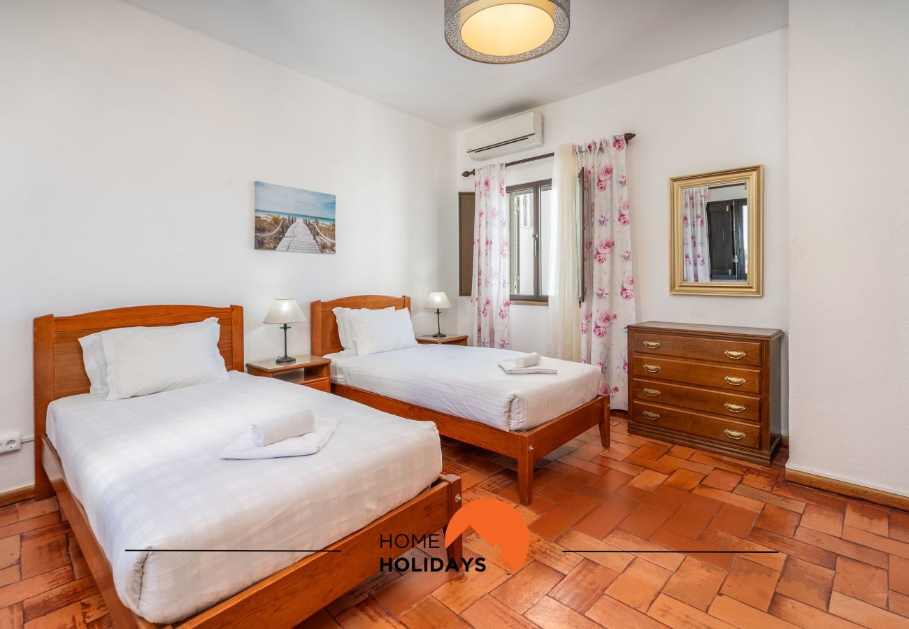 Villa in Albufeira - #232 Villa Girasol | Family Stay w Pool & Garden