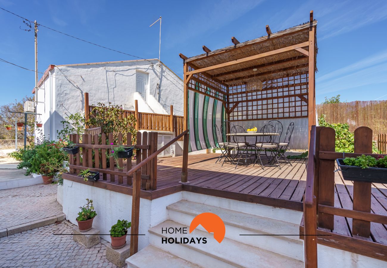 Huis in Ferreiras - #236 Spacious Apartment | Quiet Location