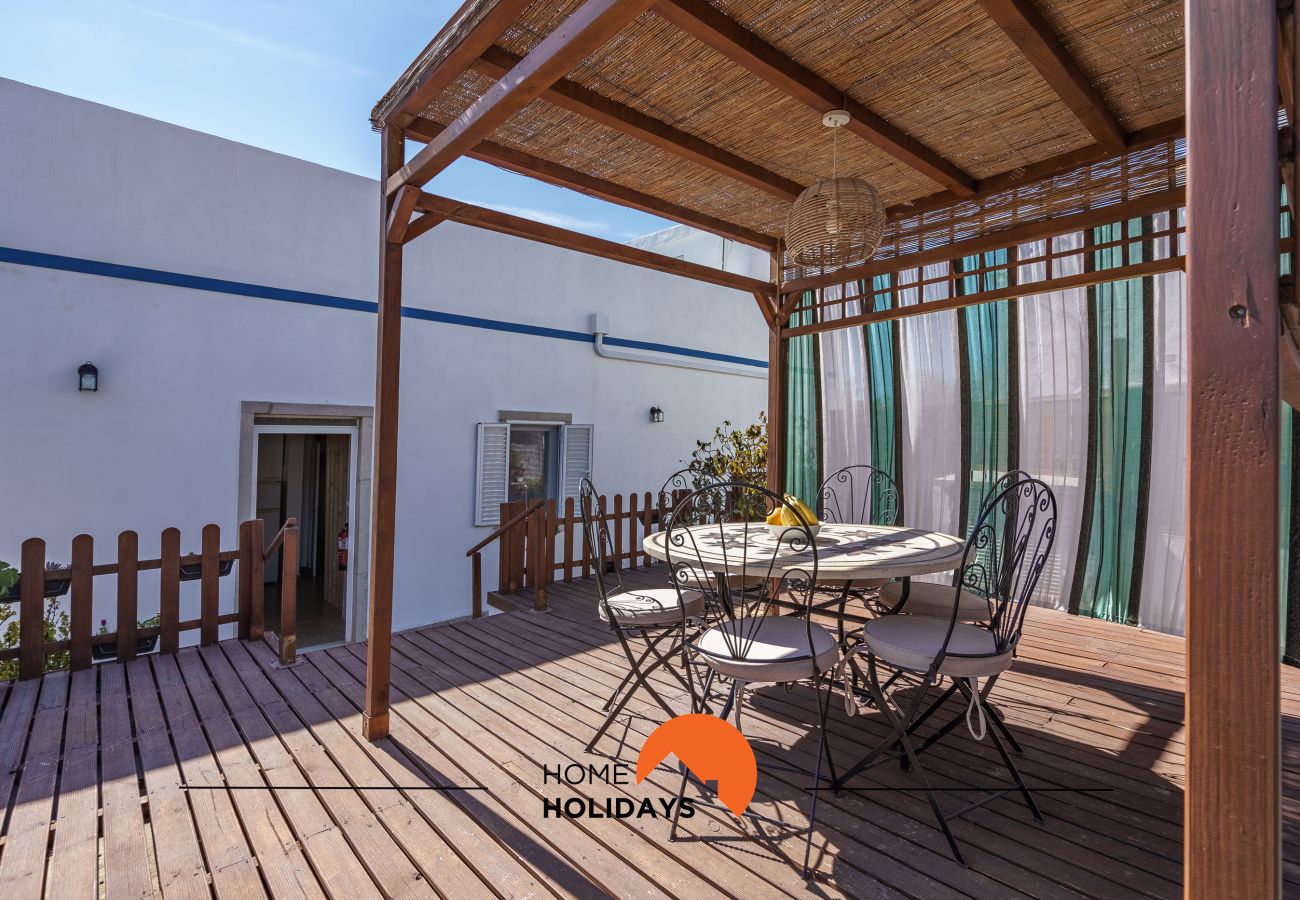 Huis in Ferreiras - #236 Spacious Apartment | Quiet Location