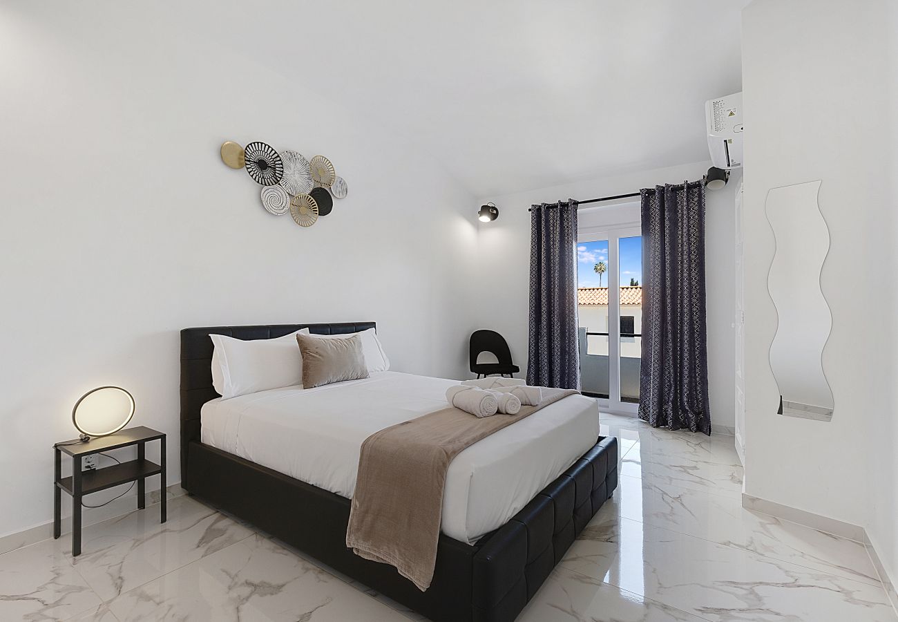 Villa in Albufeira - #266 Luxury Villa | Spacious & Premium Stay