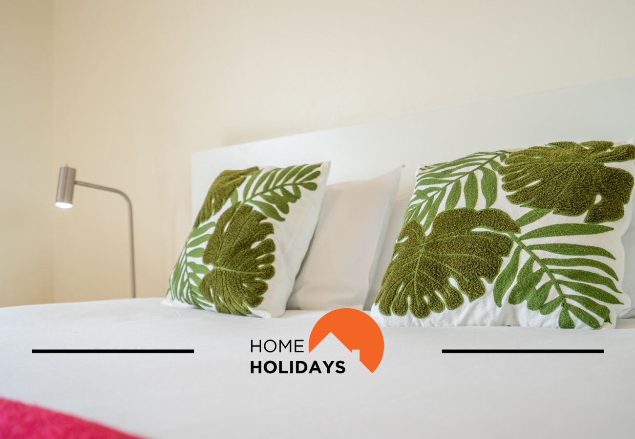 Appartement in Albufeira -  #271 2BR Bicos | Bright & Central