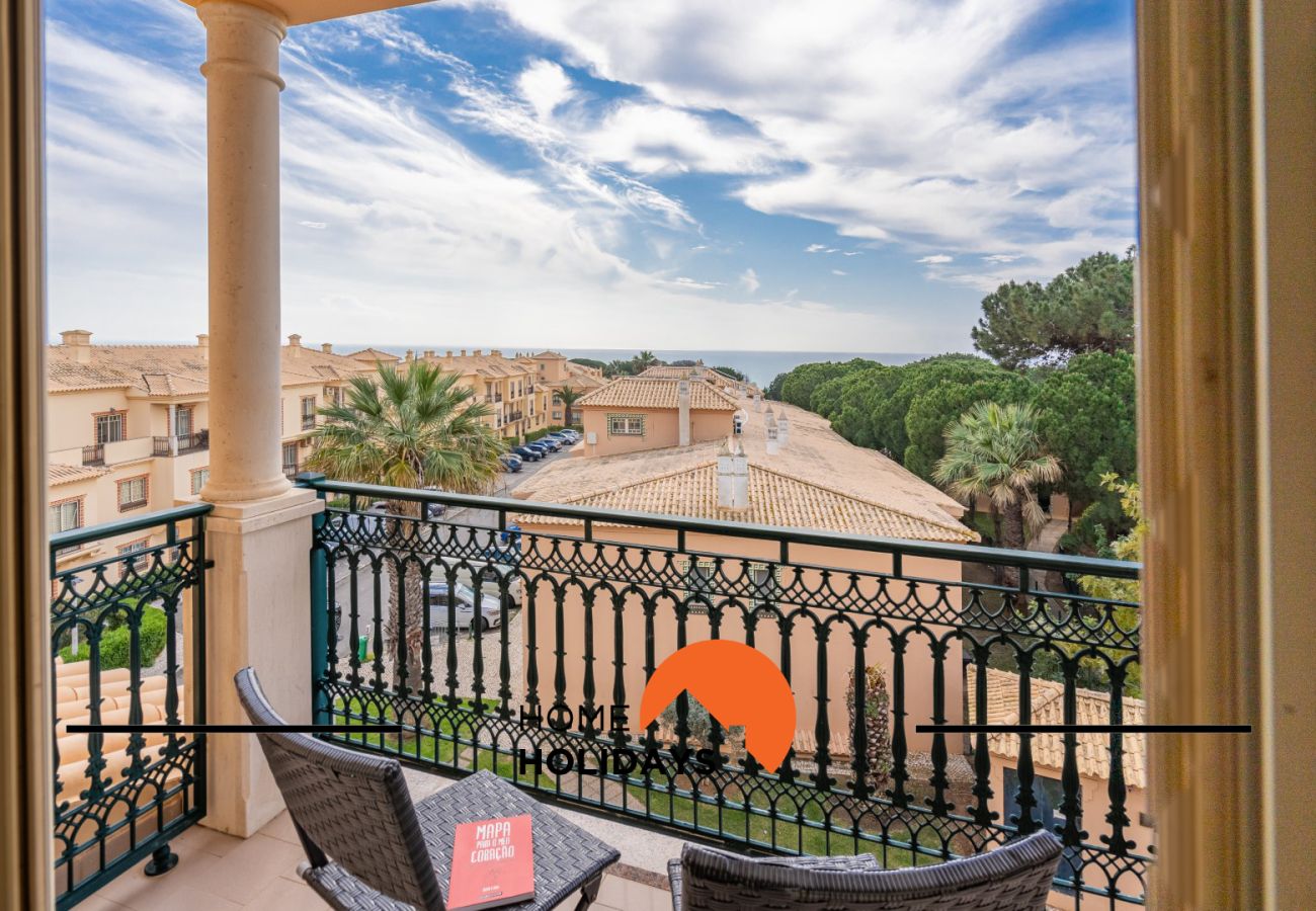 Appartement in Albufeira -  #271 2BR Bicos | Bright & Central
