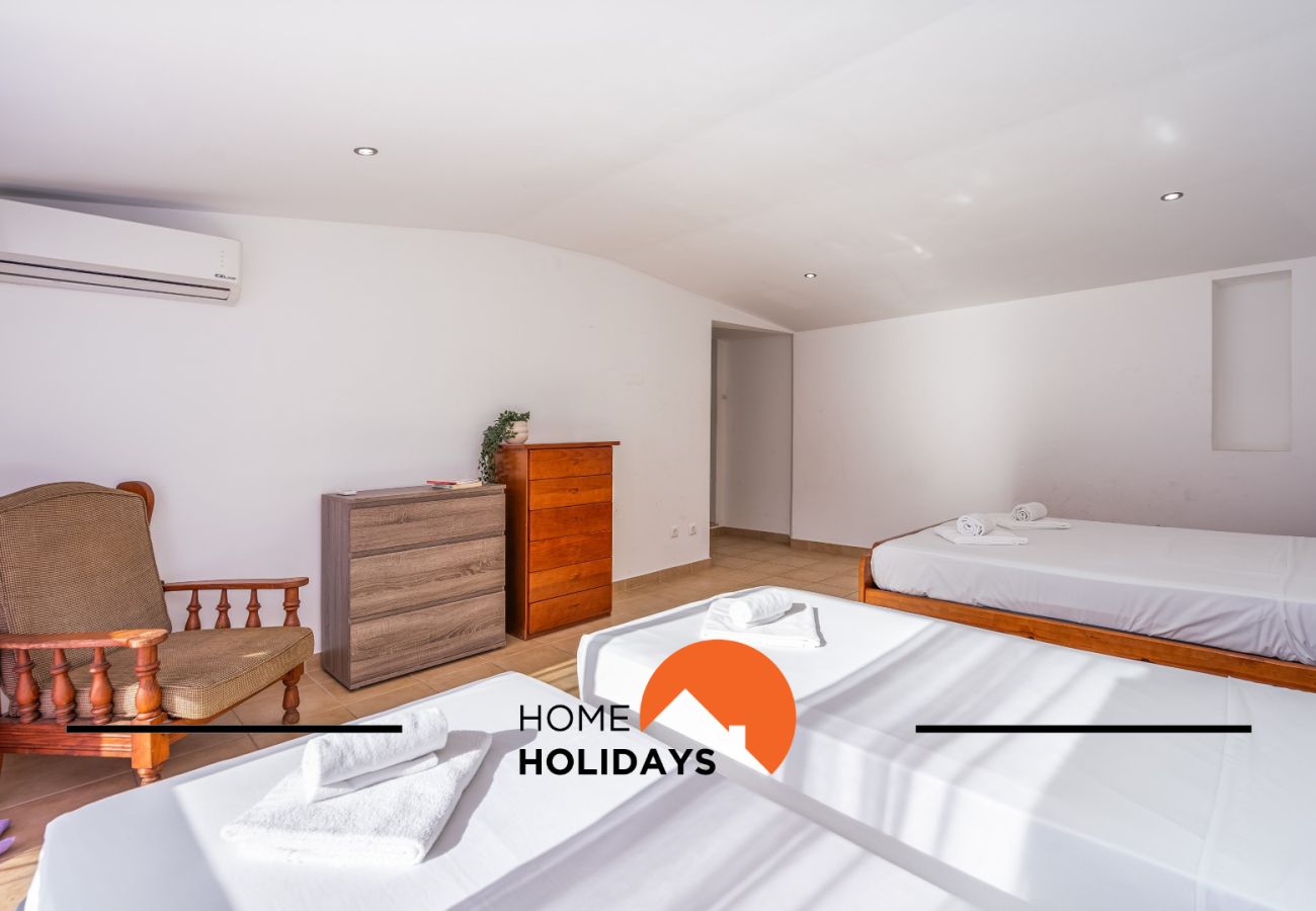 Villa in Albufeira - #278 Central 5-Bedroom Villa | Local Experience