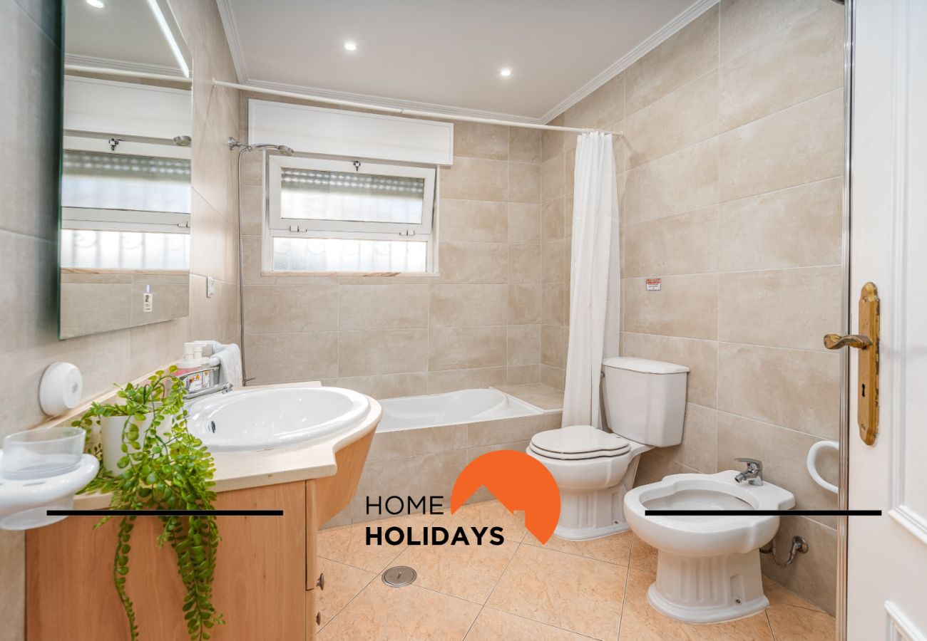 Villa in Albufeira - #278 Central 5-Bedroom Villa | Local Experience