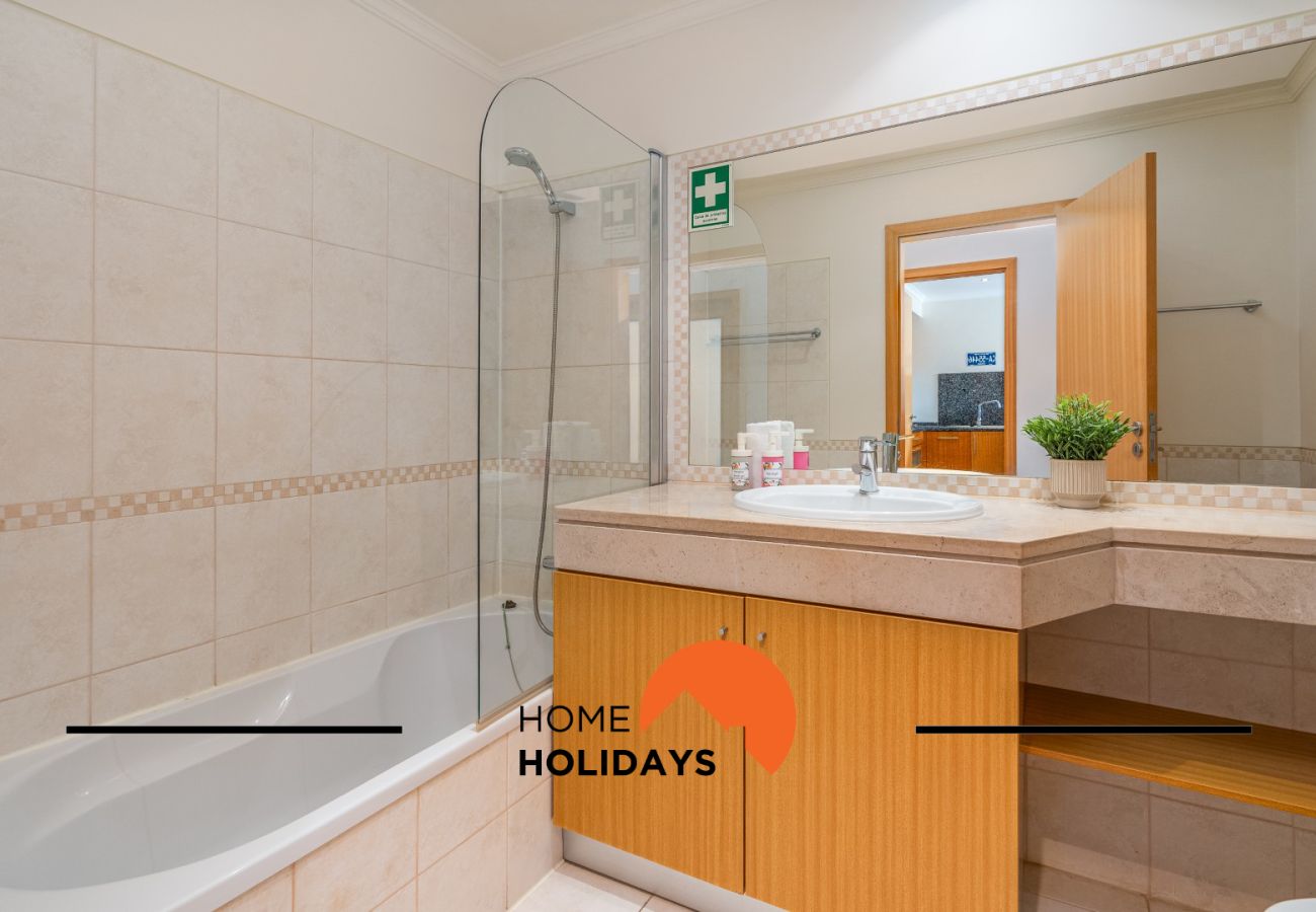 Appartement in Albufeira - #284 Ocean View Apartment | Pool & Relax