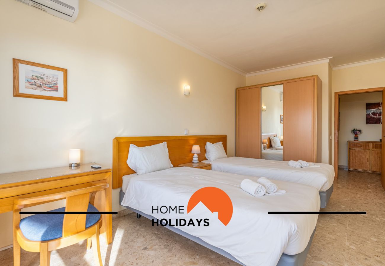 Appartement in Portimão - #256 Spectacular Ocean View | Pool & Terrace