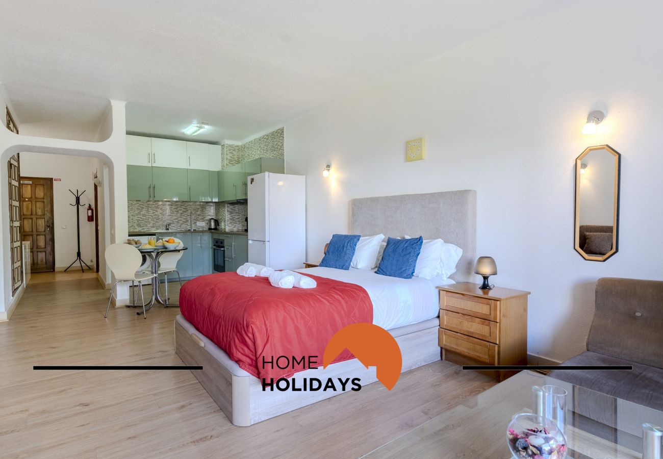 Studio in Albufeira - #287 Studio Apartment | Pool & Practical
