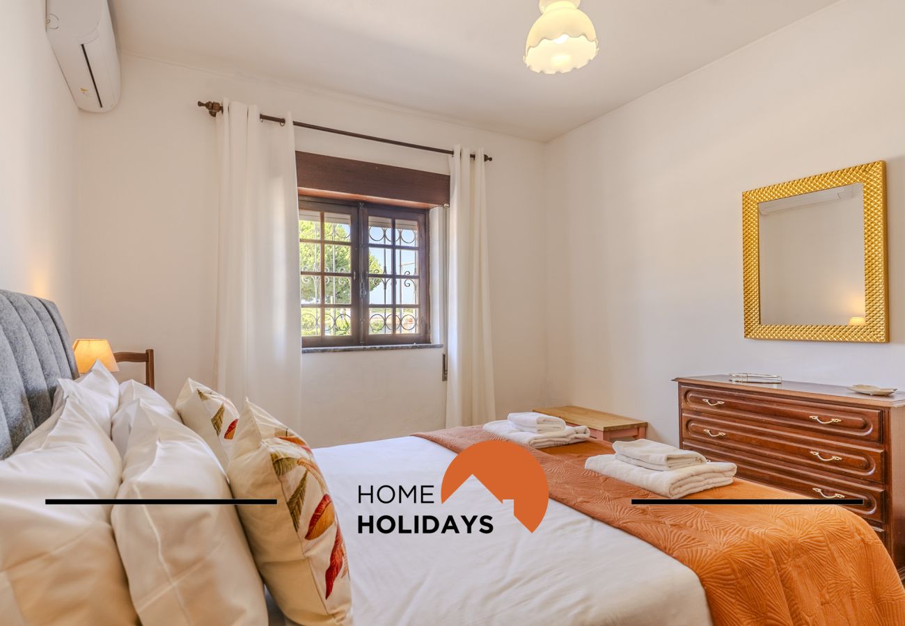 Huis in Albufeira - #240 Beach House - Casa da Balaia by Home Holidays