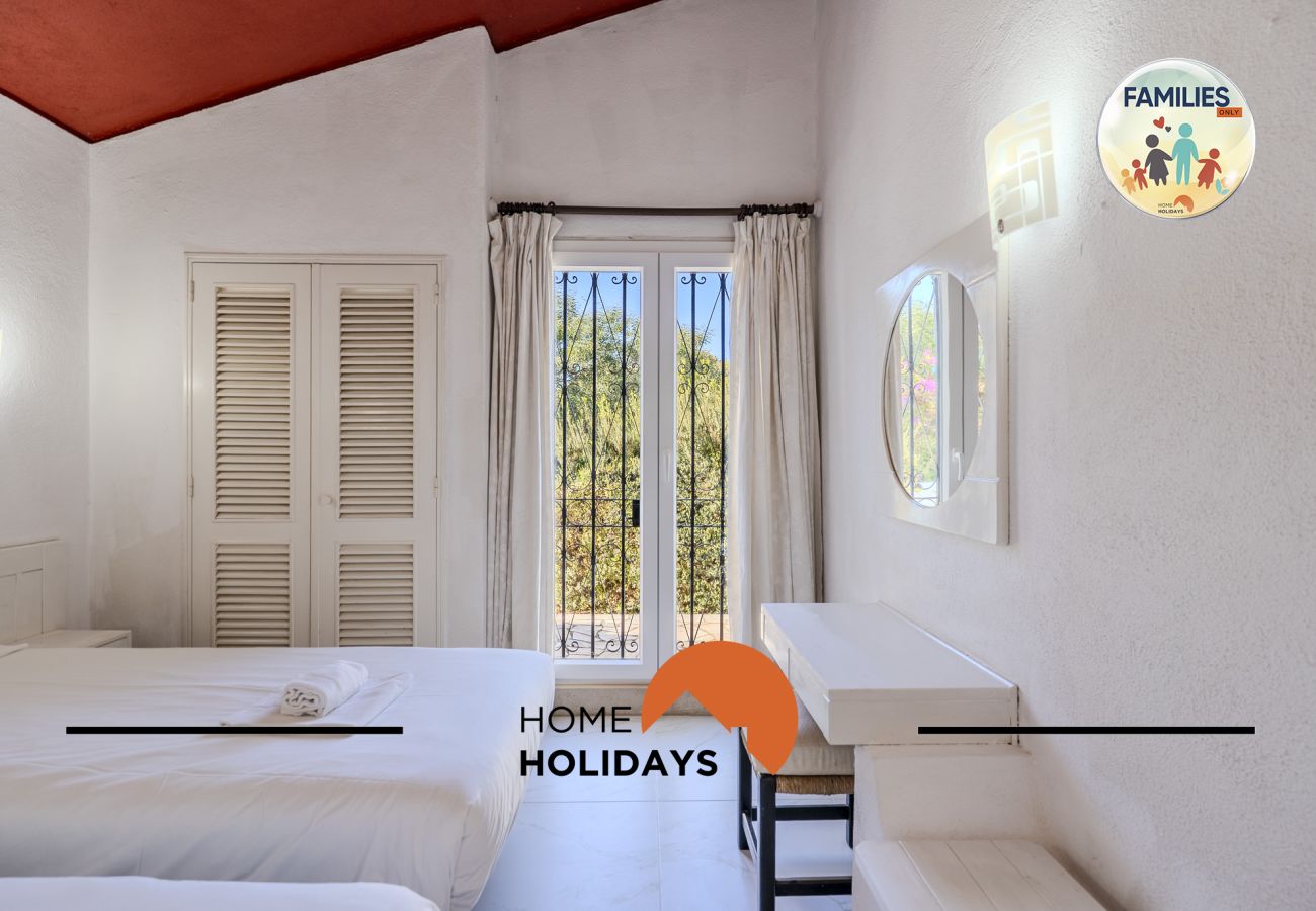 Villa in Albufeira - #329 Villa w/ Pool | Family Stay